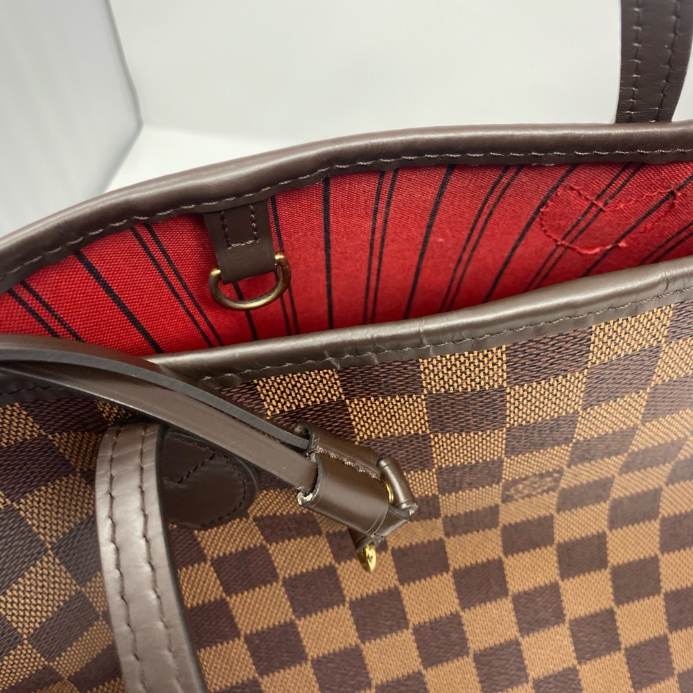āSOLDāAuthentic Louis Vuitton Neverfull MM with Pouch - Picture 10 of 16